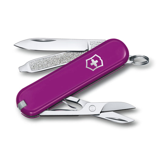 Victorinox, Classic SD (0.6223.52G) - available at LYNQED Lebanon
